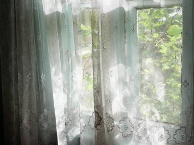 Güneş eski tülün üzerinde parlıyor. Yüksek kalite fotoğraf