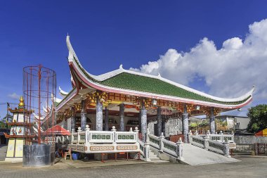 Phuket avluda Çin Tapınağı