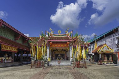 Phuket avluda Çin Tapınağı