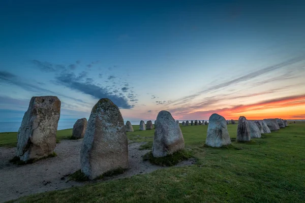 Ales stenar - ein megalithisches Steinschiff-Denkmal in Südschweden — Stockfoto