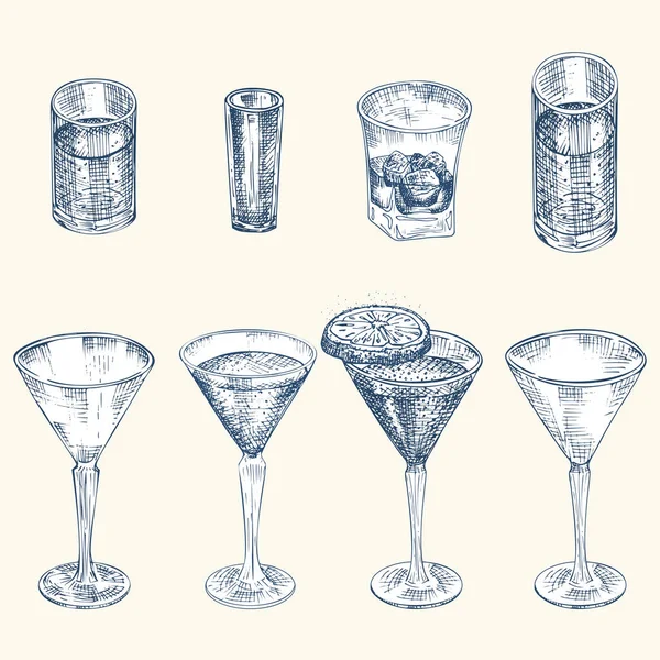 Set de verres à croquis dessinés à la main pour boisson alcoolisée. Champagne, whisky Bar design vintage, restaurant, menu café sur fond blanc. Modèle créatif pour flyer, bannière, affiche Vecteur style gravure — Image vectorielle