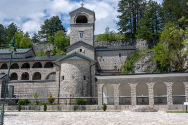 Karadağ 'ın Çetince kentinde, Kutsal Bakire Meryem' in Doğumu Ortodoks Manastırı.