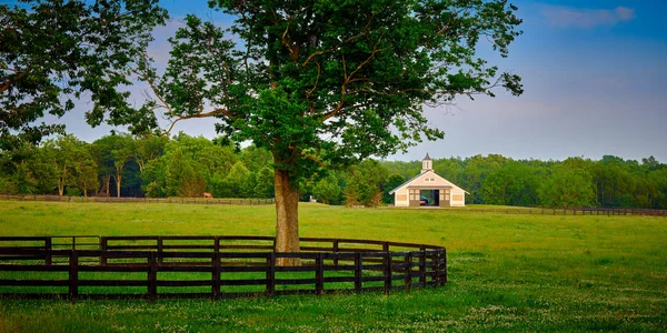 Stalla per cavalli del Kentucky — Foto Stock