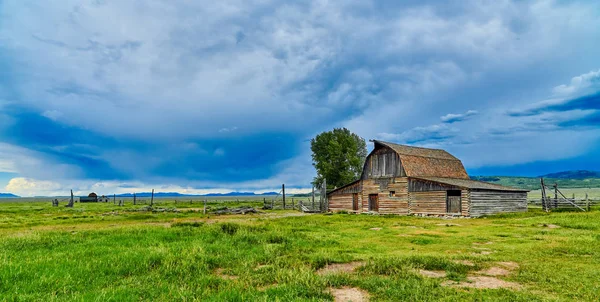 Mormon Row Barn w: Grand Teton National Park, Wyoming. — Zdjęcie stockowe
