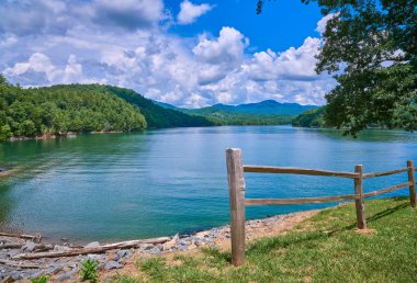 Hiwassee Gölü boyunca çit, Murphy Nc