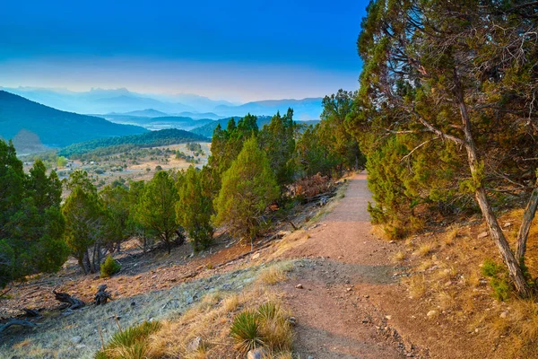 Szlak turystyczny w Ridgeway State Park Kolorado — Zdjęcie stockowe