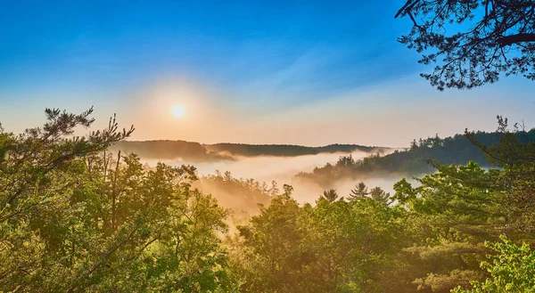 Salida del sol en Red River Gorge, KY — Foto de Stock