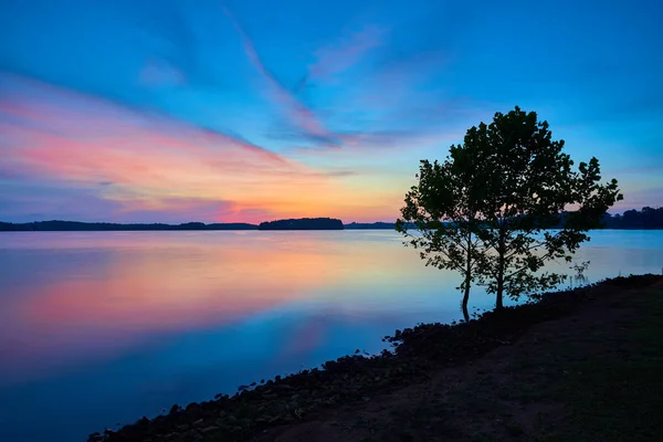 Sonnenaufgang am See keowee, sc — Stockfoto