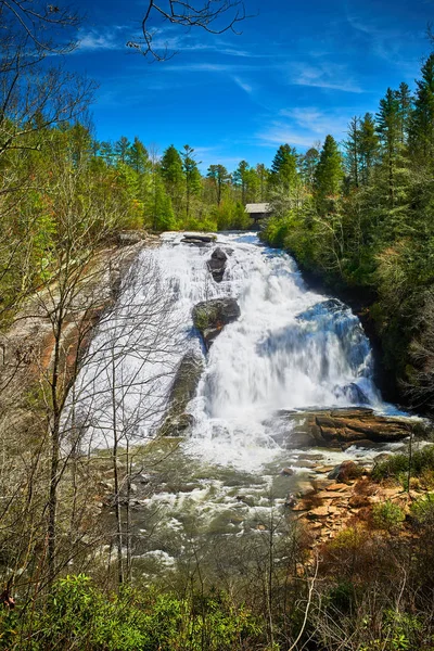 Hoge watervallen — Stockfoto