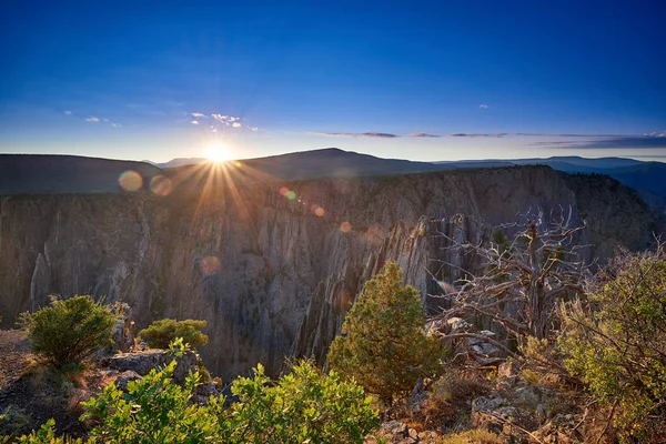 Napkelte a Gunnison Fekete kanyonja felett — Stock Fotó