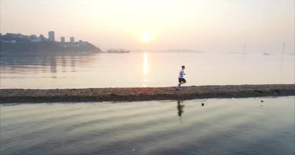 Aerial View Young Man Running Faster Faster Early Morning Spit — Stock Video