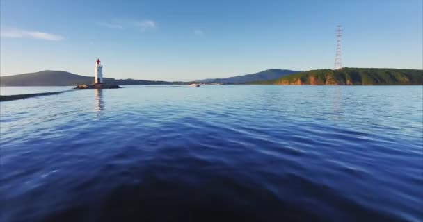 Güzel Mavi Dalgalar Üzerinde Plan Vardır Vladivostok Rusya Nın Boğaziçi — Stok video