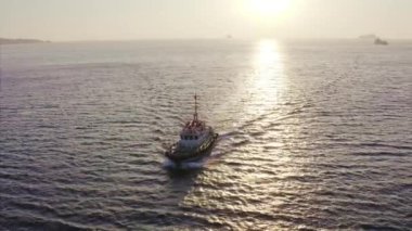 Vladivostok, Rusya - 12 Aralık 2018: Vladivostok 'taki geminin havadan görünüşü