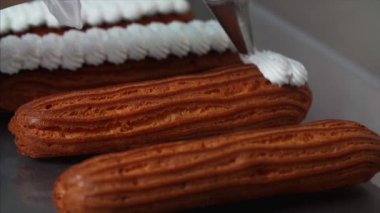 Şef 'in pasta süsleme görüntülerini kapat. 