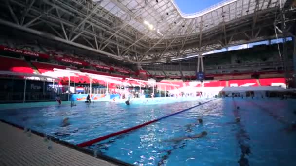 Kazan Russia July 2015 Synchronized Swimmers Team Train Pool Competitions — Stock Video