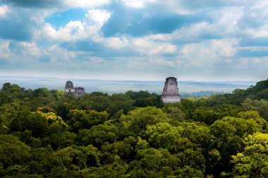Görünüm Tapınağı IV, Tikal Guatemala