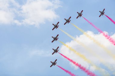 İspanyol hava kuvvetleri Patrulla Aguila 2018 Royal Uluslararası Hava dövme, Raf Fairford Gloucestershire'deki/daki oteller, resimde.