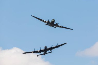 Dakota ve 2018 Royal Uluslararası Hava dövme, Raf Fairford, Raf100 uçmak esnasında gelen kırma Lancaster.