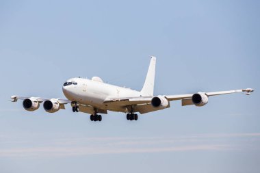 Bize, 2018 Royal Uluslararası Hava dövme Raf Fairford Gloucestershire'deki/daki oteller, resimde Donanma E-6b Mercury.