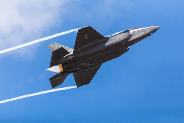 Bize Hava Kuvvetleri F-35a yıldırım, 2018 Royal Uluslararası Hava dövme Raf Fairford Gloucestershire'deki/daki oteller, resimde II.