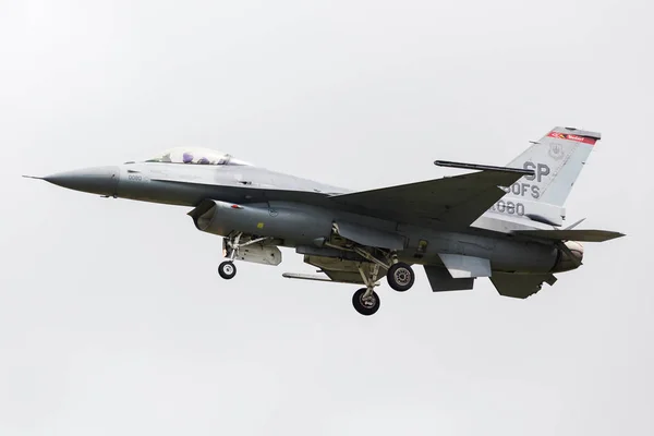美国空战司令部F 16Cm捕获在2019年皇家国际航空纹身在拉夫费尔福德 — 图库照片