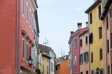 The pastel coloured buildings of Rovinj's main shopping street captured in September 2019.