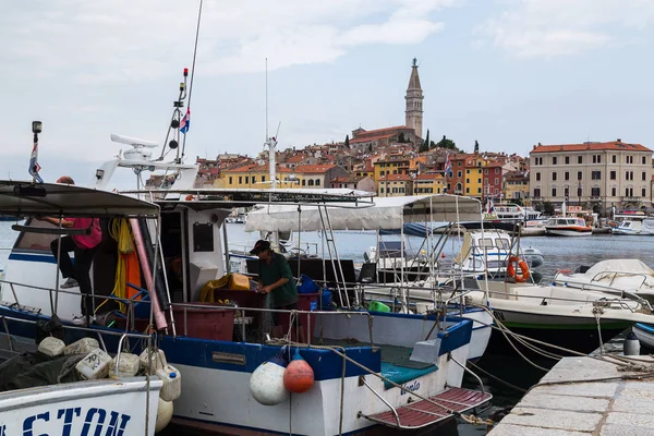 Halászok Hátán Csónak Válogatás Hálókat Következő Reggel Látott Rovinj Szeptember — Stock Fotó