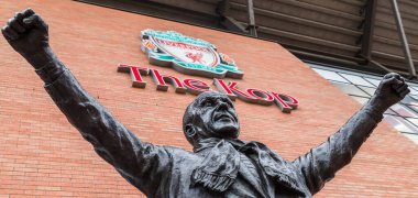 Anfield Stadyumu 'ndaki Bill Shankly heykeli Haziran 2020' de görüldü..