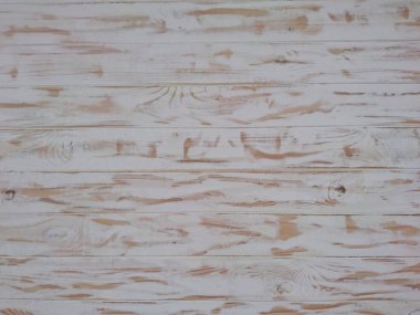  Kabuğu soyulmuş eski tahta tahtalar.