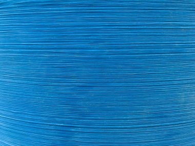 Parlak mavi nesnelerin yatay çubuk