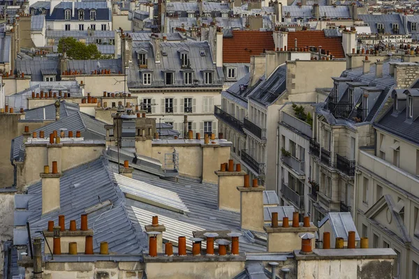 Les Toits Paris Ses Cheminées Sous Ciel Nuageux France Europe — Photo