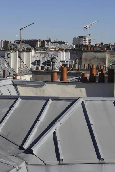 Les Toits Paris Ses Cheminées Sous Ciel Nuageux France Europe — Photo