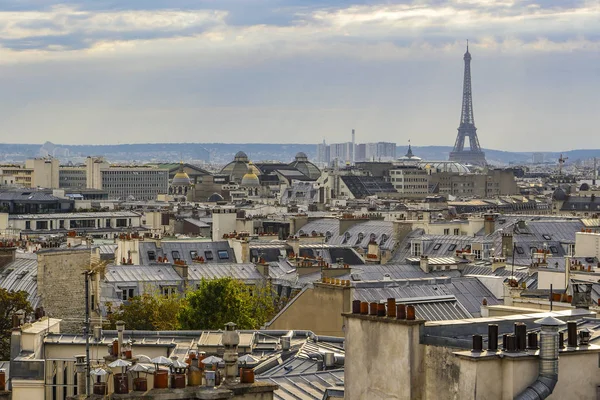 Les Toits Paris Ses Cheminées Sous Ciel Nuageux France Europe — Photo