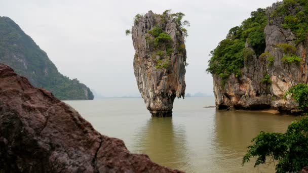 James bond Island in thailand, ko tapu — 图库视频影像