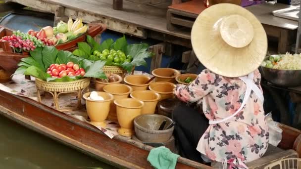 Mercato galleggiante, Thailandia, Thailandia — Video Stock