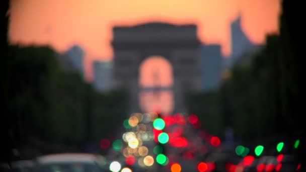 Paris, Frankreich, Triumphbogen und Champs Elysees in der Nacht — Stockvideo