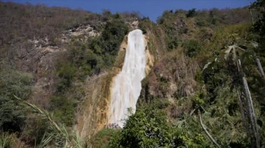Cascade de Novia Şelalesi Chiflon Şelaleleri, Meksika en büyüğü