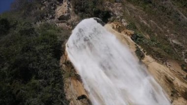 Cascade de Novia Şelalesi Chiflon Şelaleleri, Meksika en büyüğü