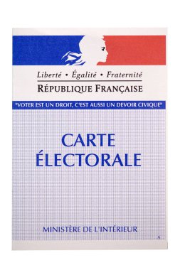 Fransız seçmen kartları resmi hükümet beyaz arka plan üzerinde kağıt oy izin