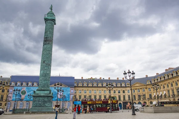 França, Paris, Agosto de 2019, Vista do lugar Vendome com Vendome — Fotografia de Stock