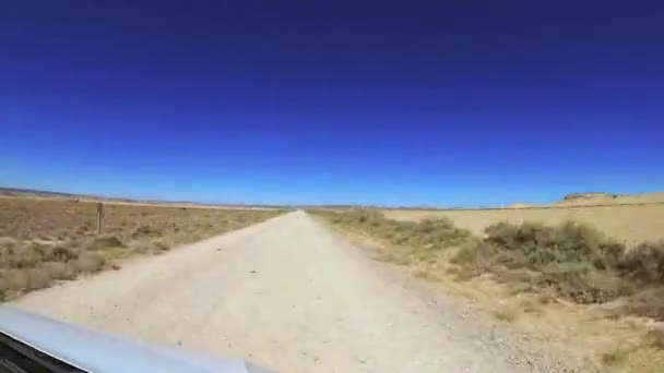 バルデナスの風の浸食によって形成された特徴｜Reales desert, Navarra,スペイン — ストック動画