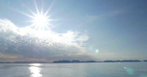 Panoramisch Zicht Van Noorwegen Zee Bergen Horizon — Stockvideo