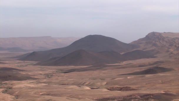 Negev Dağları Srail Deki Ramon Krateri Manzarasının Panoramik Görüntüsü — Stok video