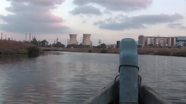 Vue Rivière Kishon Raffinerie Pétrole Haïfa Israël — Video