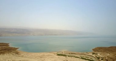 Dead Sea, İsrail Ürdün Nehri ağzına panoramik manzaralı
