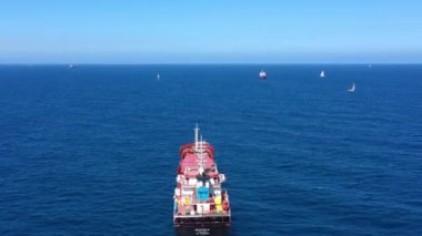 Akdeniz 'deki Genel Kargo Gemisi - AerialAshdod Limanı, Drone view, Ashdod / Israel / June / 14. 2020
