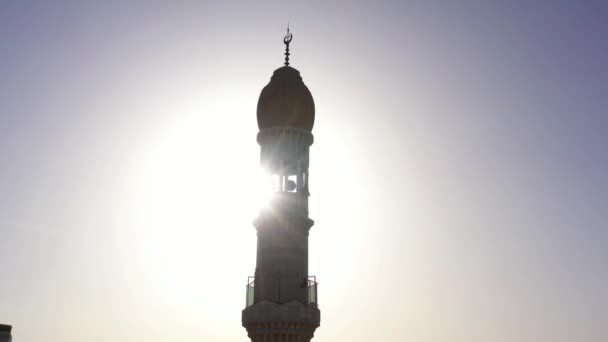 Minareto Moschea Tower Silhouette Aerial Drone Filmato Sulla Moschea Spire — Video Stock