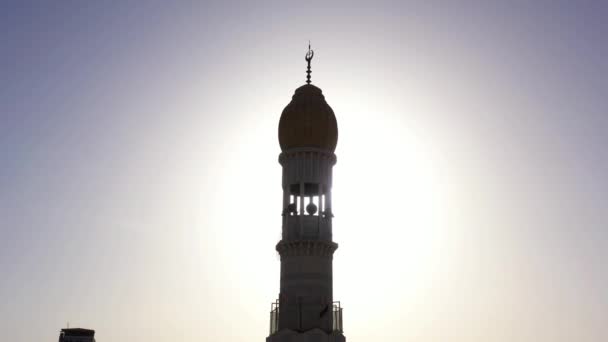 Minarete Torre Mesquita Silhueta Imagens Aéreas Drones Sobre Mesquita Spire — Vídeo de Stock