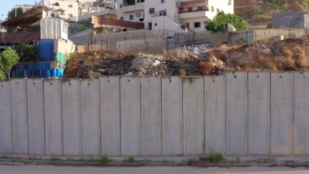 Camp Des Refuges Palestiniens Derrière Mur Béton Vue Aérienne Dolly — Video