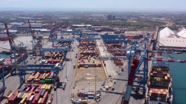 Ashdod Limanı, Gemiler ve konteyner Ashdod Limanı, İHA görüşü, Ashdod / İsrail / Haziran / 14. 2020